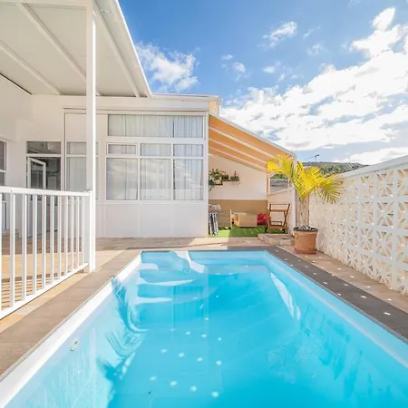 펜션 Cat Art Home Costa Adeje - Near Siam Park - Private Heated Pool 아데제