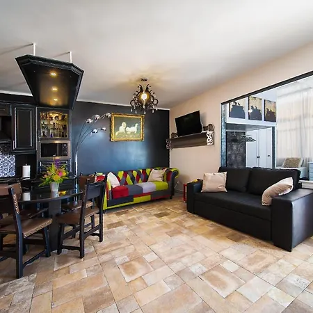 Cat Art Home Costa Adeje - Near Siam Park - Private Heated Pool Holiday home