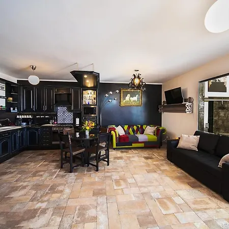 Alba Regia Catarthome - Private Pool * Адехе