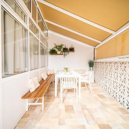 Cat Art Home Costa Adeje - Near Siam Park - Private Heated Pool